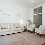 Pedrasnegras30 Lofts & * Lisbon