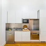 Pedrasnegras30 Lofts & Lisbon
