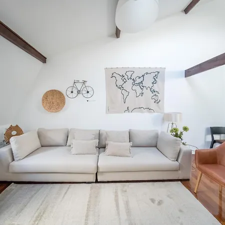Pedrasnegras30 Lofts &