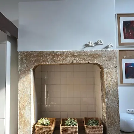 Pedrasnegras30 Lofts & Lisbon